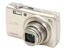 Fujifilm FinePix F Series F200EXR 12.0MP Digital Camera - Black