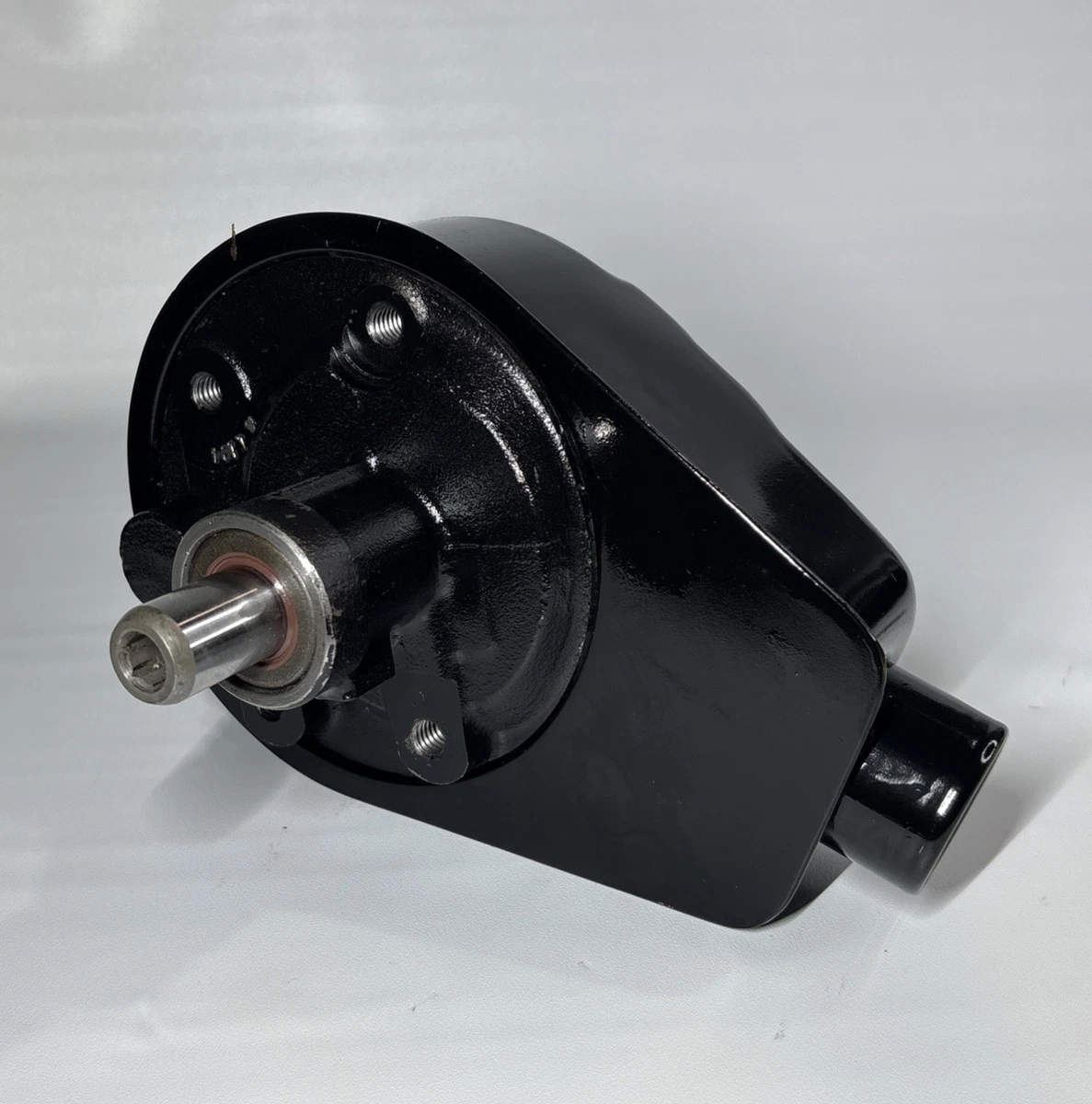 Lares 597902 Power Steering Pump w/ Reservoir New Open Box photo 3