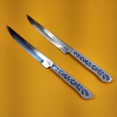 2 Household Corningware Stainless Blue Cornflower Steak Knives Vintage Japan