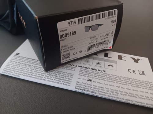 Oakley Twoface OO9189-30 Sunglasses Matte Black on Silver Chrome Iridium w/Pouch - Picture 6 of 11