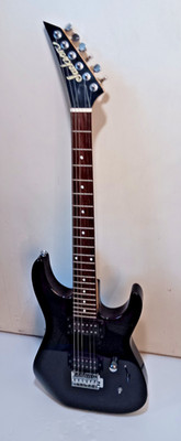 Jackson JS Series Dinky JS11 Amaranth Fingerboard Gloss Black 2910121503