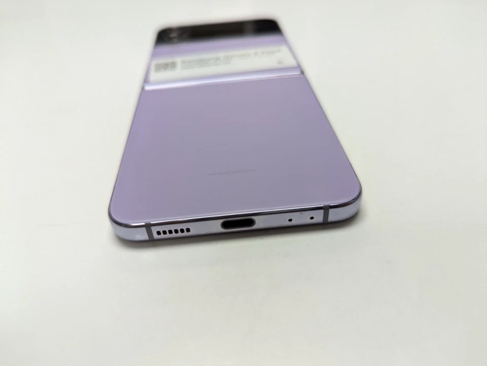 Samsung Galaxy Z Flip4 5G 512GB SM-F721U Purple (Unlocked) ✅ SCREEN CREASE - Image 2 of 4
