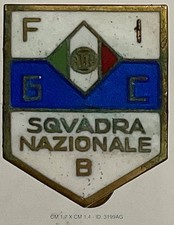 Collection De Pins Et D'épinglettes De Football - Association Italienne Des Arbitres (occasion, Bon état)