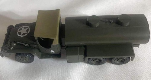 SOLIDO 1:43 SCALE WWII GMC CCKW TANKER TRUCK FOR RAILROADS, DIORAMAS ETC. NEW !! - Picture 5 of 6