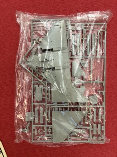 1:48 (1:50) Douglas A-4E Skyhawk Fujimi-AHM FJ-1-150 - Picture 10 of 11