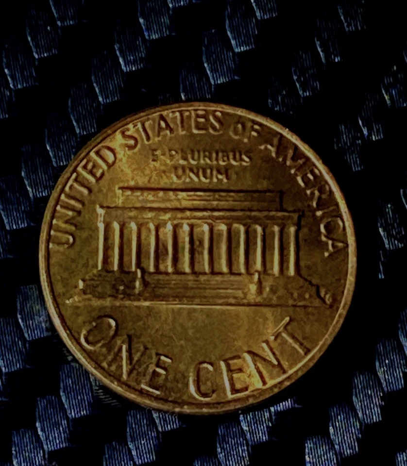 1982 No Mint Mark 3.1 Copper Penny small date - Collectable Coin - Image 3 of 4