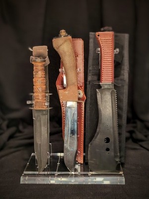 Wilkinson Jungle -Universal Linkable KNIFE & SHEATH Display Stand- Knox Knives