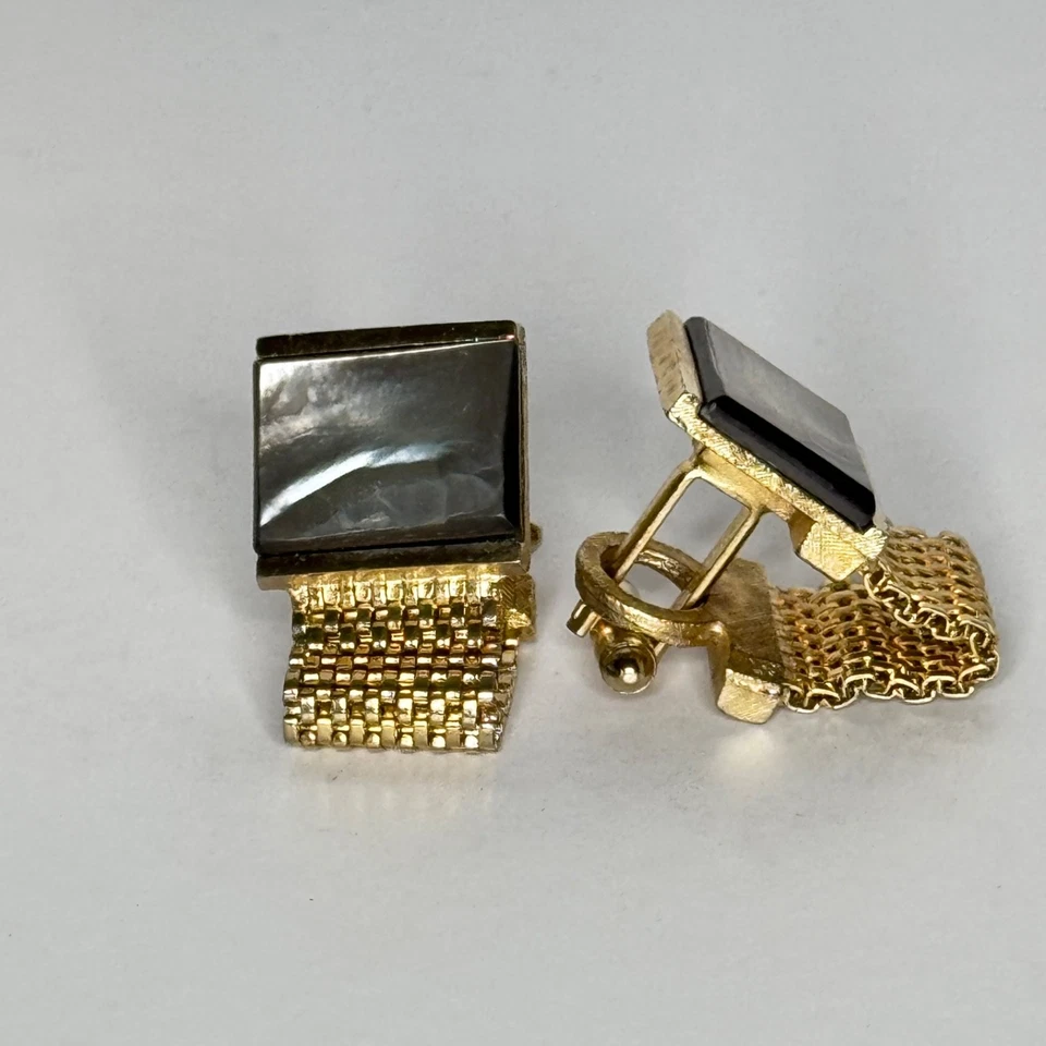 Pulseira de relógio vintage Swank grande madrepéra envolvente tom dourado - Imagem 2 de 4