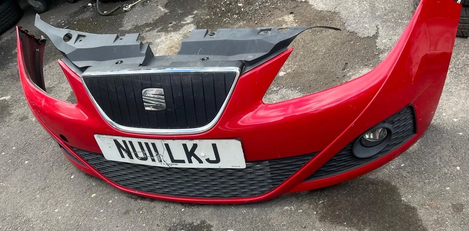 2011 SEAT IBIZA  Hatchback Complete Front Bumper Red   - Image 2 of 4