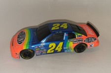 Racing Champions Jeff Gordon 1995 Stock Car 24 Dupont 1/24 Die Cast 1 of 10,000
