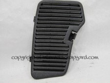 Vauxhall Opel Astra LH NSR rear light bulb access grille Mk4 G 98-04 1.7 CDTi