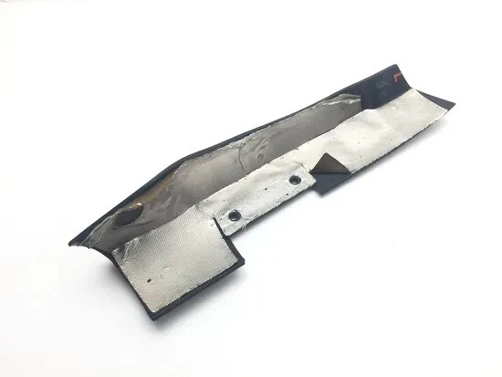 Escudo térmico de escape Aprilia RST1000 Futura 2135 Foto 2 de 4