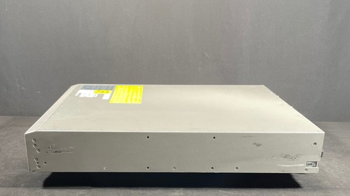 Cisco MDS 9396S DS-C9396S-48EK9 Fabric Layer Switch- Same Day Shipping - Picture 5 of 5