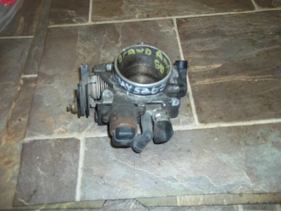 Pontiac Grand Am Sunfire Chevy Malibu Cavalier Alero 1999 carrocería del acelerador 2,4 L fabricante de equipos originales Foto 2 de 4