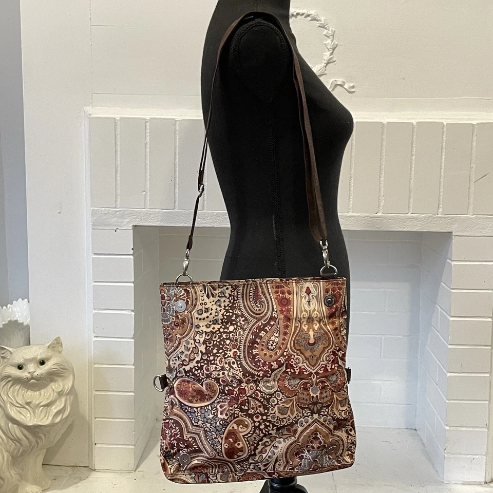 Vintage TOKIDOKI For Lesportsac Crossbody Or Shoulder Bag Paisley Rainbow Zipper - Image 3 of 4