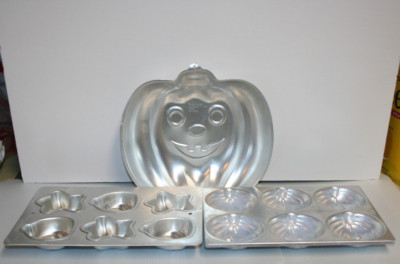 Wilton Pumpkin & Ghost Cake Pan Baking Mold Lot 3 ~ 2105-188, 508-1040, 502-9414