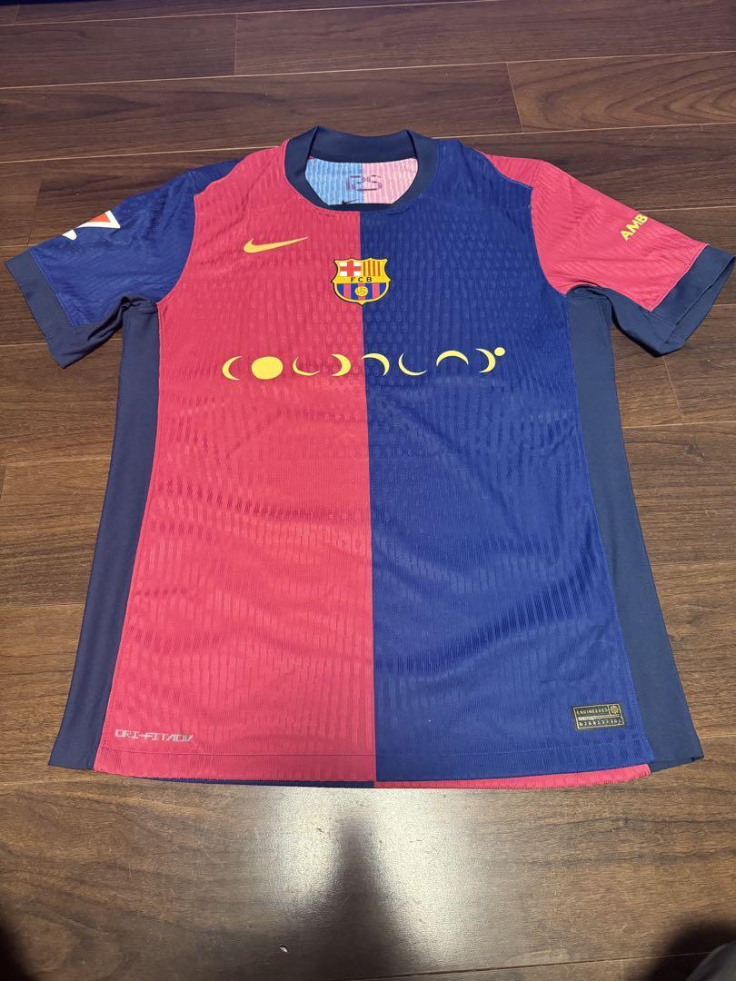 Barcelona X Coldplay Limited Model Size M Nike Jersey Barcelona X Coldplay Limited Model Size M Nike Jersey