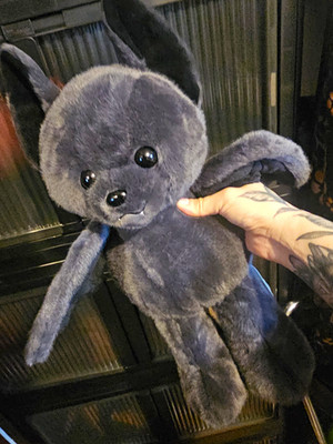 Build-A-Bear Workshop Poseable Black Bat Plush Halloween. Normal Size NWT Stuffd