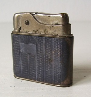 Antikes 935 Silber Benzin Feuerzeug Maestro