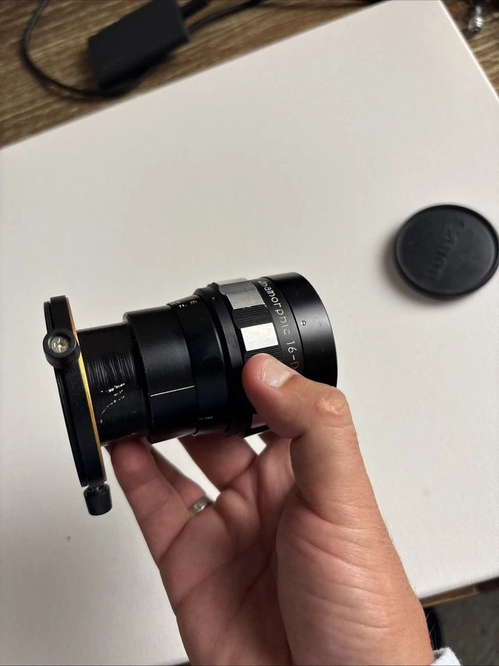 Excelente lente y tapas de proyección anamórfica Kowa Prominar 16-D 16MM de colección Foto 4 de 4