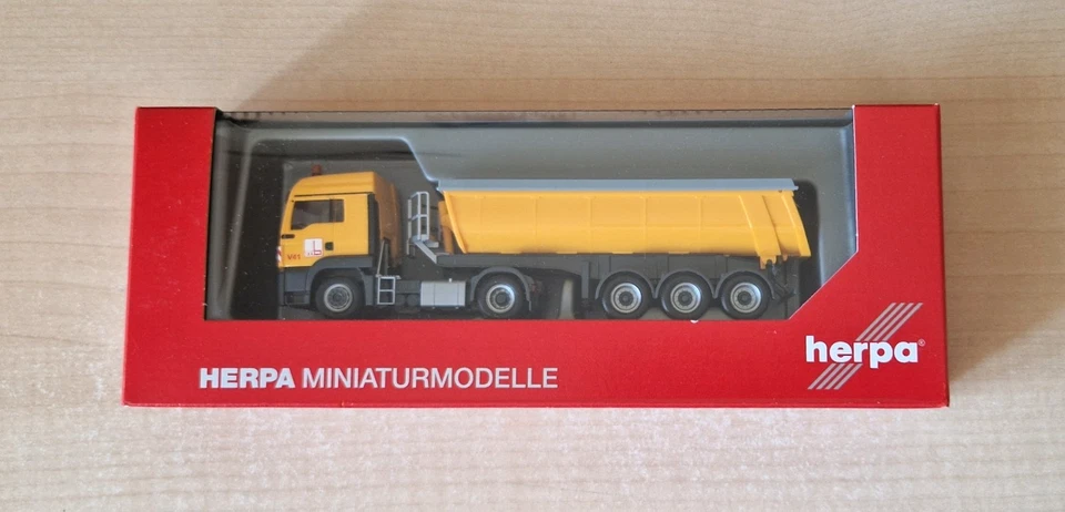 Herpa 311915 MAN TGS LX Max Bogl cassone ribaltabile 1:87 OVP - Immagine 3 di 3