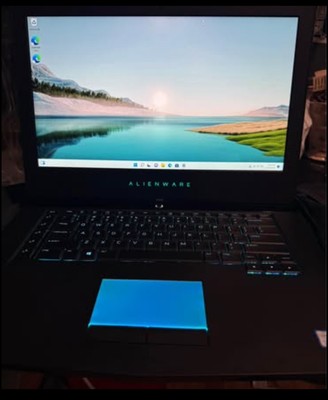 Alienware 15 R4 Gaming Laptop   Intel i5, 8GB RAM, 1TB SSD, Windows 11