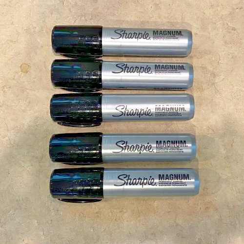 5 Piece LOT Sharpie PRO Magnum Oversized Permanent Markers Black BRAND NEW - Picture 1 of 3