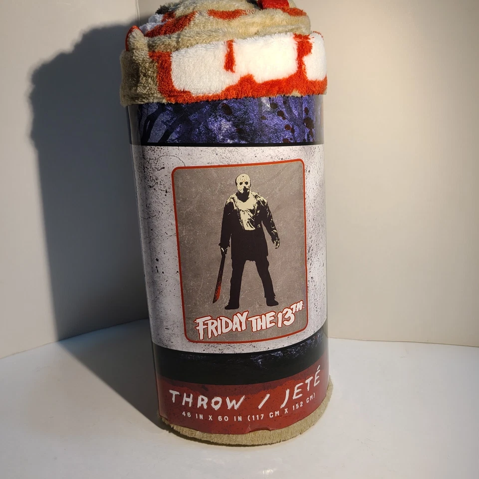 Friday The 13th 46 inch by 60 inch Micro Plush Throw. - Image 3 of 4