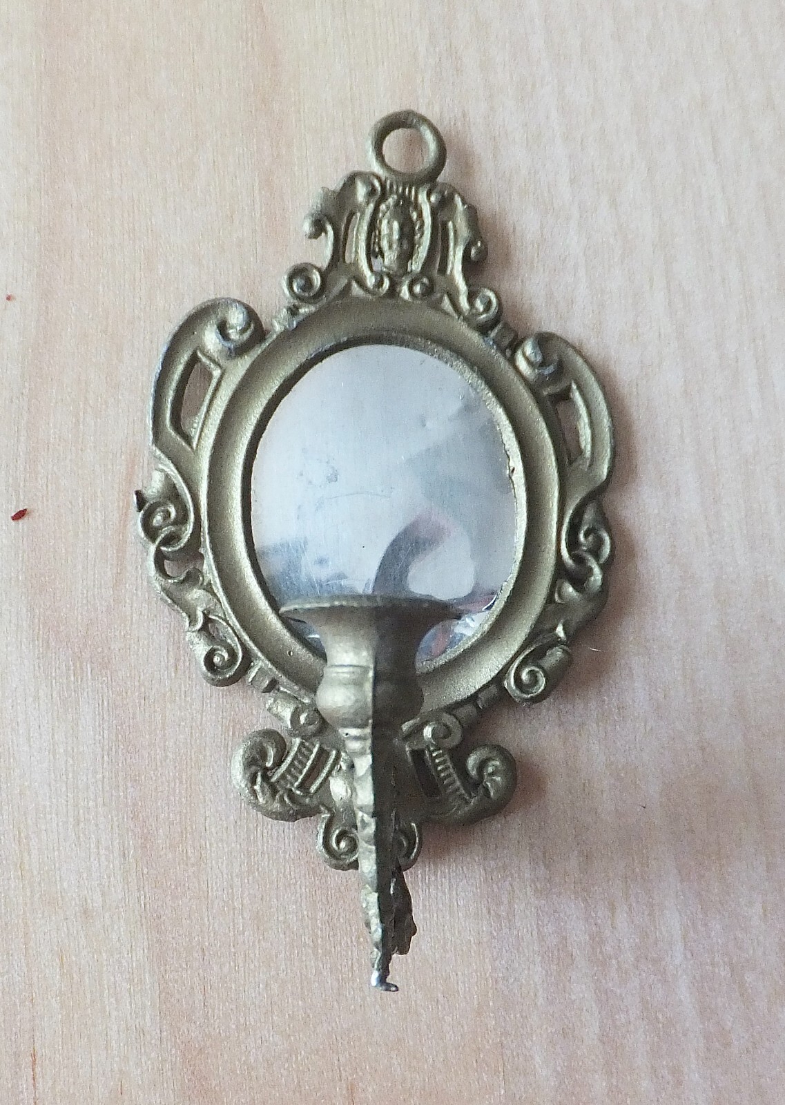 Picture 7 of 24