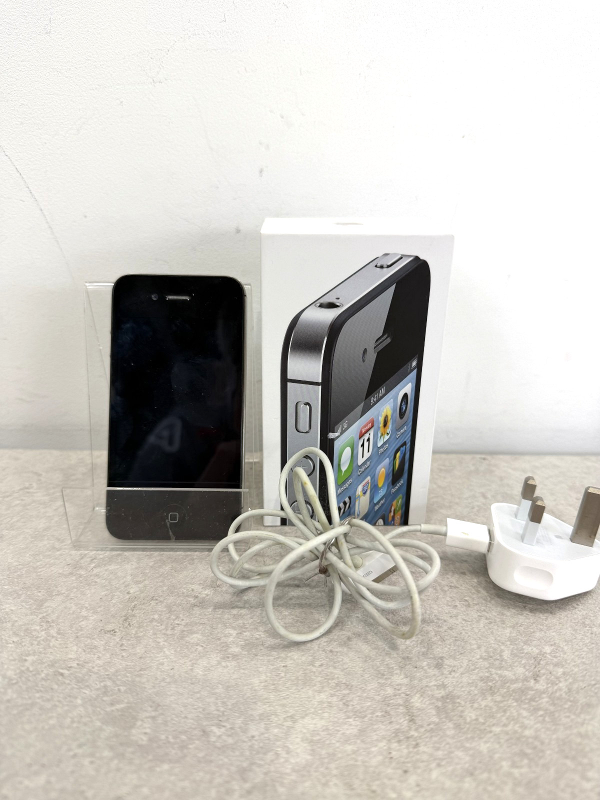 Apple iPhone 4s 16GB Smartphone - Black