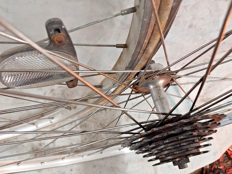 Sunshine/Shimano 27" Road Bike Wheel Set Freewheel OLW126/100 630ISO QR 36S Cafe - Image 4 of 4