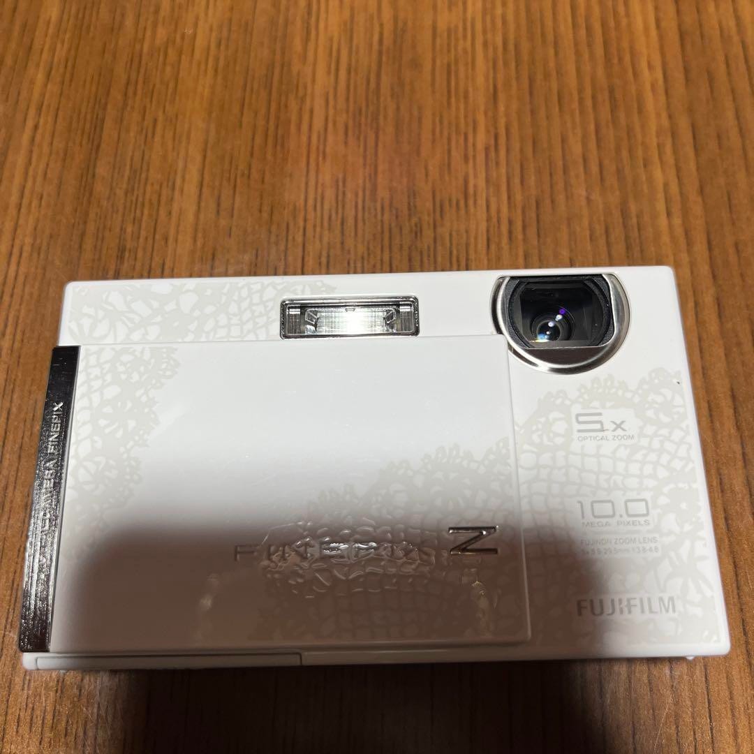 富士フイルム - FUJI FILM FinePix Z FINEPIX Z250FD WHITE Fujifilm FinePix Z250fd White Compact Digital Camera 10.0 MP