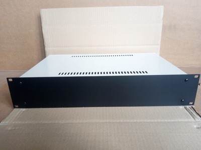 Retex 2HE Rack Mount Gehäuse Case 19 Zoll x 260 mm belüftetes Gehäuse schwarz Front