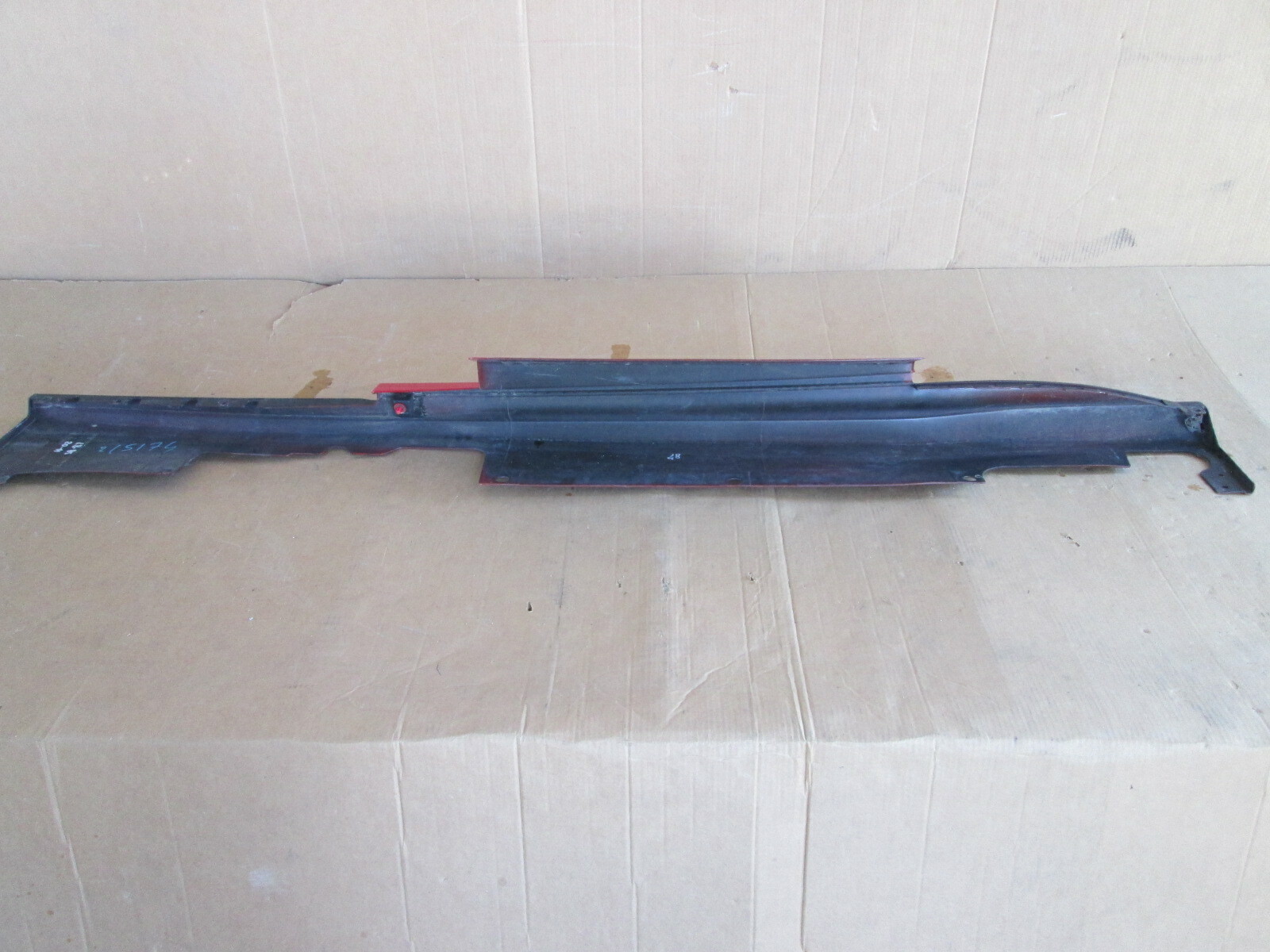 Ferrari F12 Berlinetta RH Rocker Panel / Side Skirt # 84306200  / 84306110