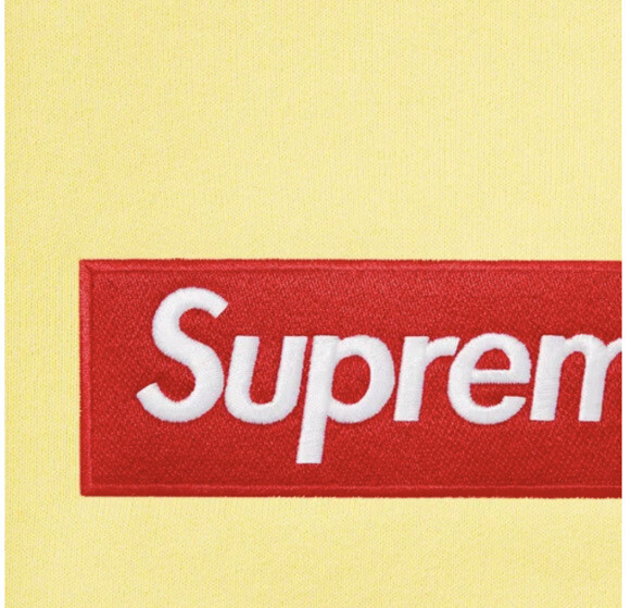 Brand New FW22 Supreme Box Logo Sweatshirt Pale Yellow M