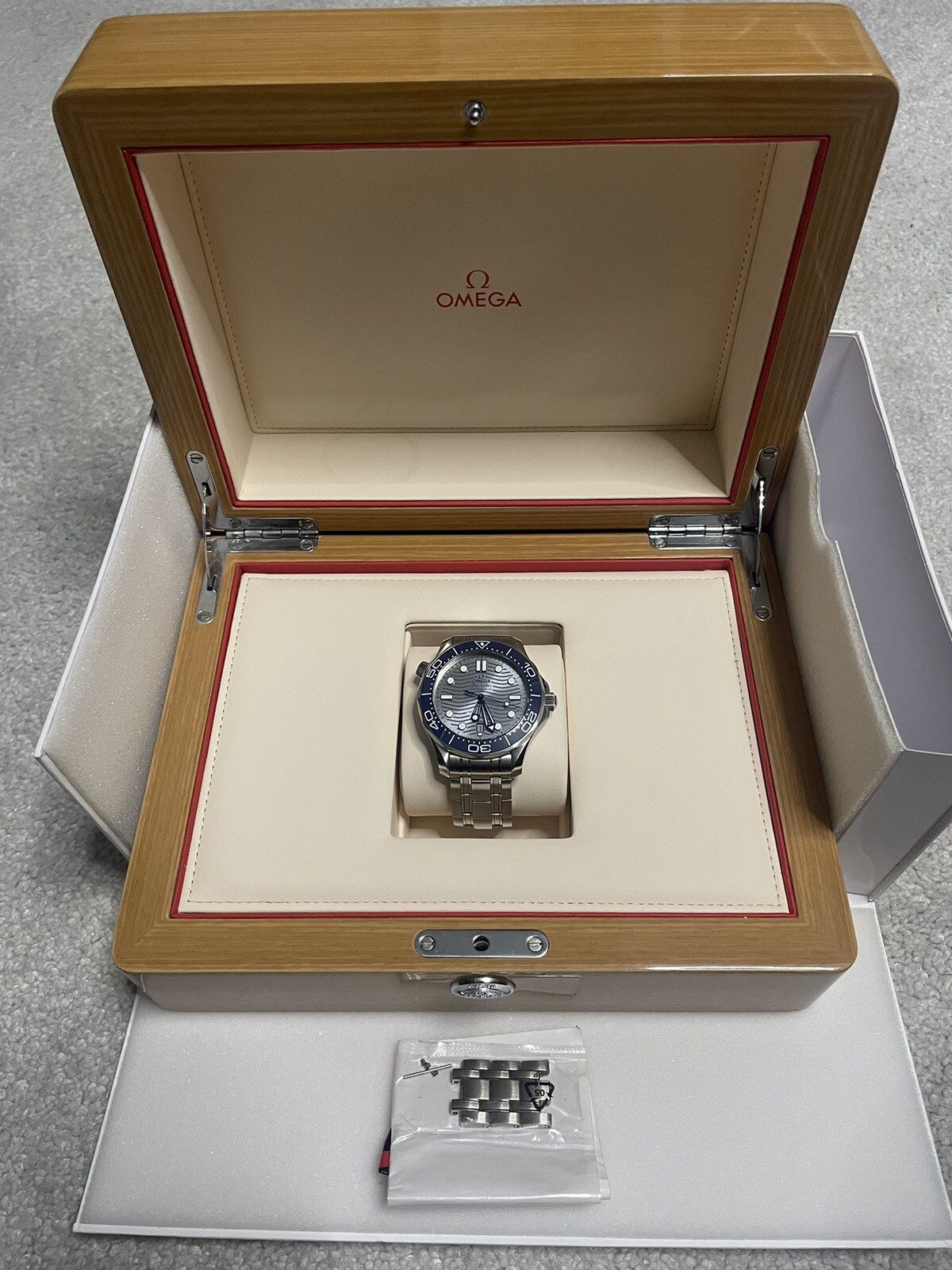 OMEGA Seamaster Diver *PRIVATE OFFERS WELCOMED*