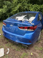 18-19 SONATA PAS& DRIVER Tail Lights US Built Quarter Panel Mounted