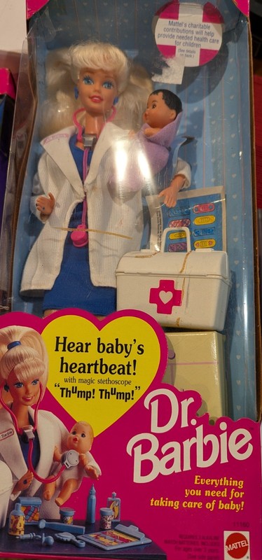 Vintage 1993 Mattel Dr. Barbie #11160- never removed 