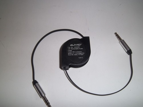 3 AUVIO 4200991 1/8" RETRACTABLE 3-FT STEREO CABLES "BLACK" - Picture 4 of 6