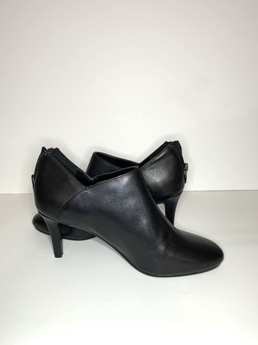 Bandolino Women’s Leather 8 Ankle Booties Black Kitten Heels
