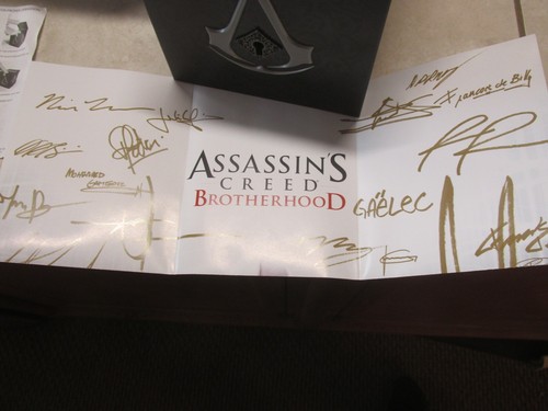 Assassin's Creed Brotherhood Collector's Edition PS3 PlayStation 3 - Picture 3 of 6