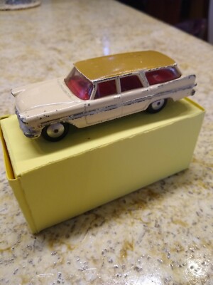 ミニカー CORGI TOYS 219 PLYMOUTH SPORTS SUBURBAN Corgi Toys 219 Plymouth Sports Suburban 1:43 Good | eBay