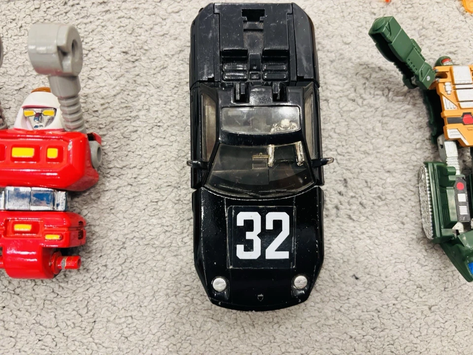 Tonka Gobots Lot of 12 Transforming Robot Mixed Figures Porsche Cy Kill - Image 4 of 4