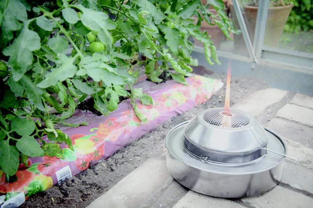 Apollo Large Cold Frame Paraffin Heater Anti Frost Mini Greenhouse Heater  70658 | eBay
