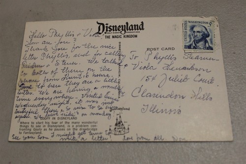 DISNEYLAND GOOFY ...ABOUT DISNEYLAND POSTCARD USED - Picture 2 of 2