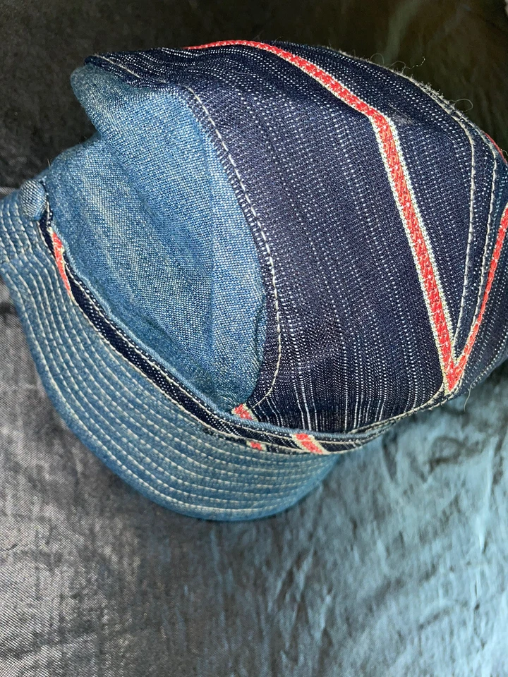 Gorra de ala a presión Blue Denim Elope.Com (Everybody’s Laughing On Planet Earth). Usado en excelente estado Foto 2 de 4