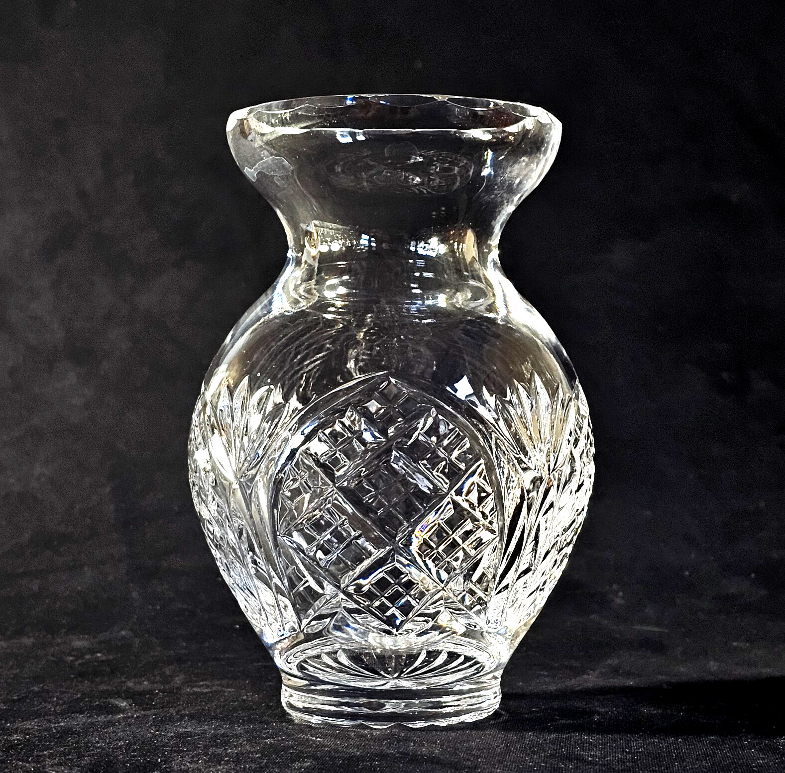 TIPPERARY CATHEDRAL SUITE VASE, Cut Lead Crystal, 5", Made in Ireland