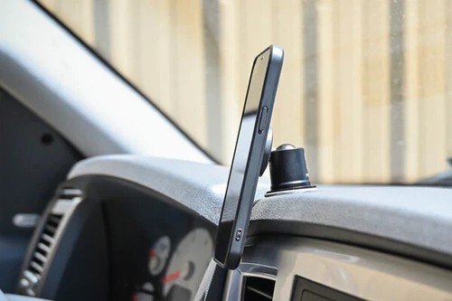 Mob Armor MobNetic Stixx Semi-Permanent Magnetic Phone Mount - Picture 6 of 7