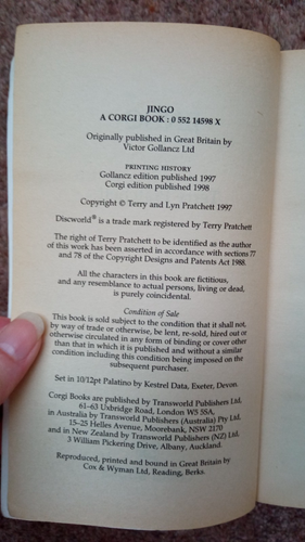 Terry Pratchett Jingo Discworld Novel 21 Paperback Corgi 1998, josh kirby cover - Picture 6 of 6