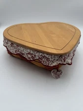 Longaberger 1999 Sweetheart Combo Basket. Includes Cloth Liner, Insert & Tie On 